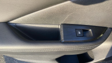 Nissan Qashqai 1.3 DiG-T MH N-Connecta 5dr Petrol Hatchback